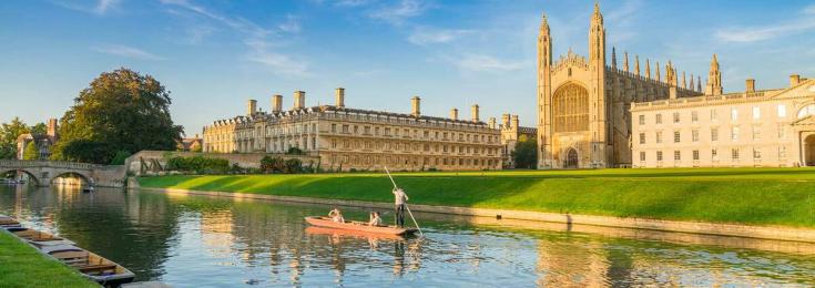 punting in Cambridge experience britain